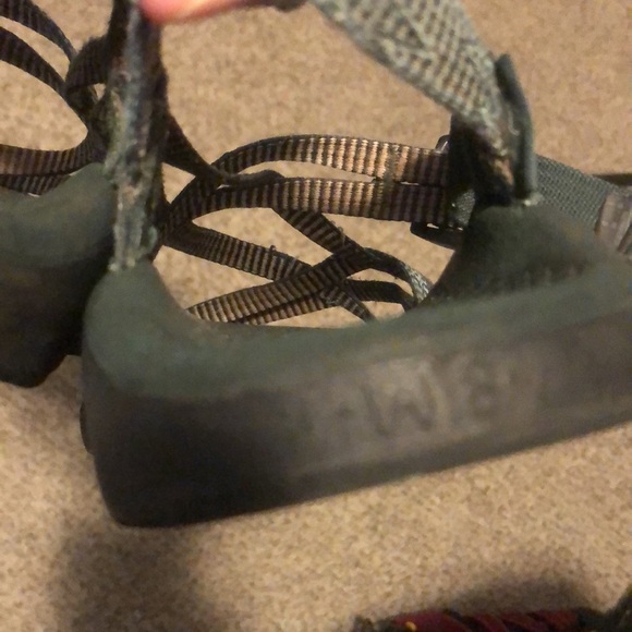 Chaco ZX2 Classic Women's Blue and Tan Print Sandals - Picture 8 of 9